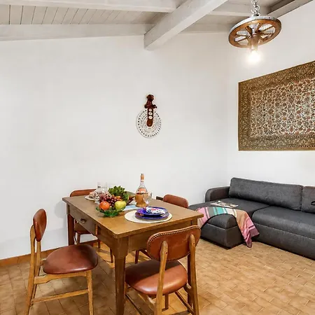 Apartment Il Nido Del Ciabattino In Old Town - Happy *